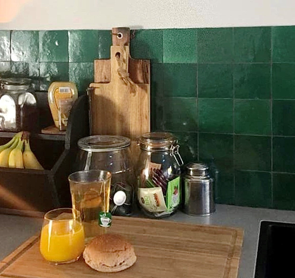 De Tegel BV Zellige Alhambra nr 03 Cupresse 10x10 cm, afname per doos van 1 m²