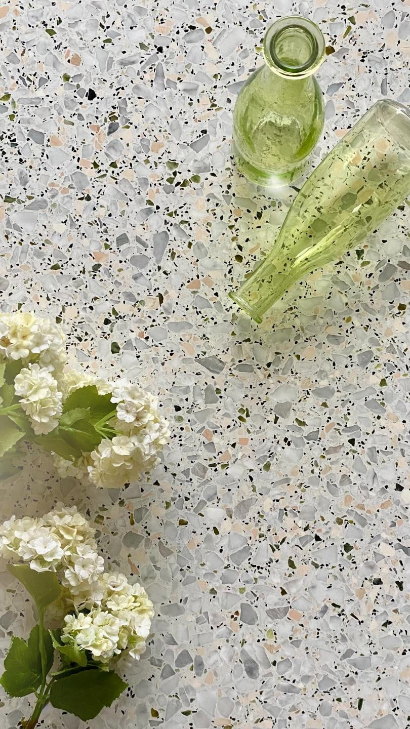 De Tegel BV Terrazzo Collezione Sassi Siracusa 60x60x2 cm, afname per tegel van 0,36 m²