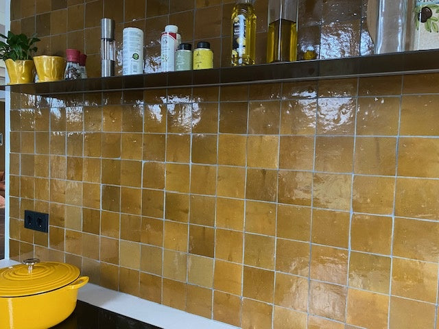 De Tegel BV Zellige Alhambra nr 20 Brun 10x10 cm, afname per doos van 1 m²