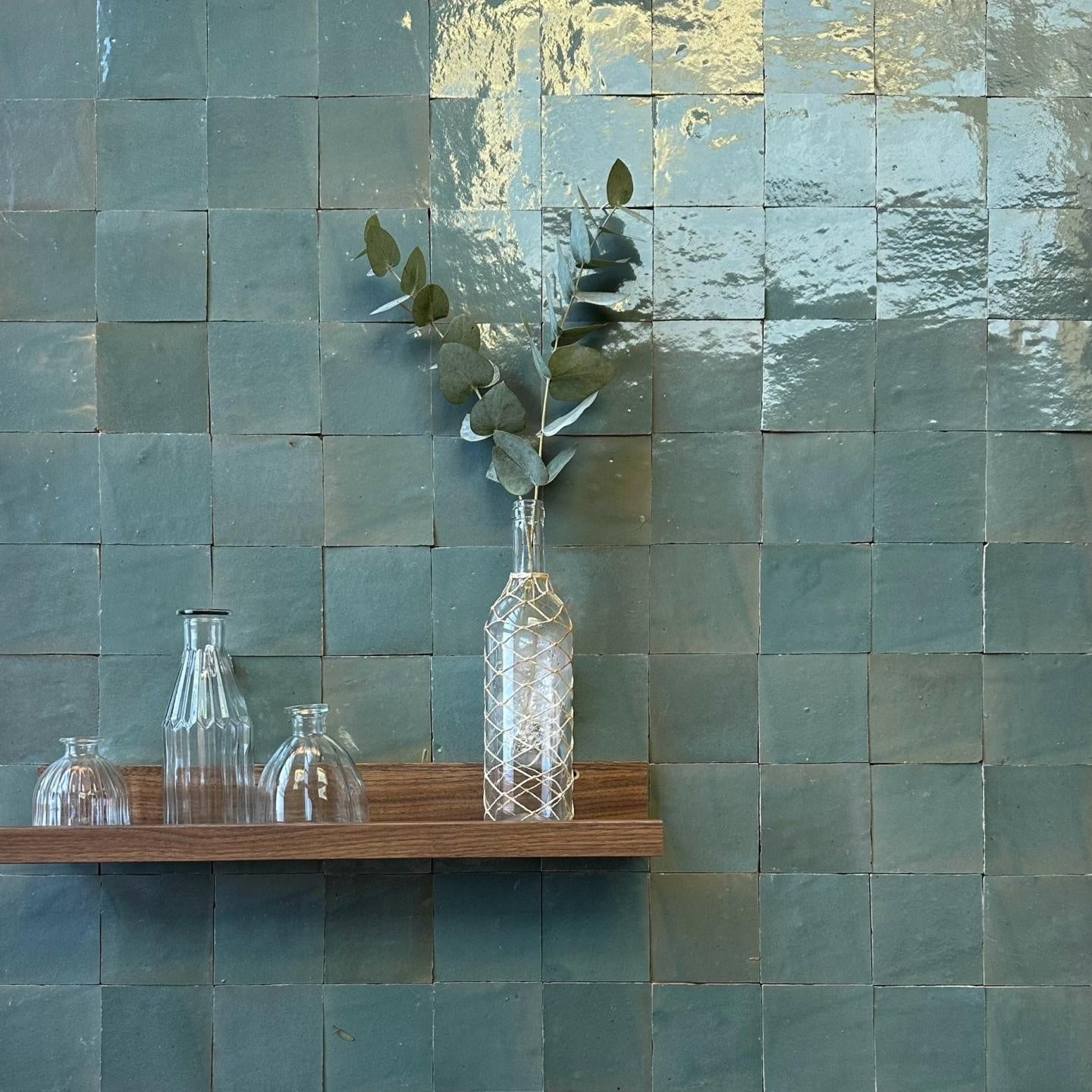 De Tegel BV Zellige Alhambra nr 68 Olive 10x10 cm, afname per doos van 1 m²