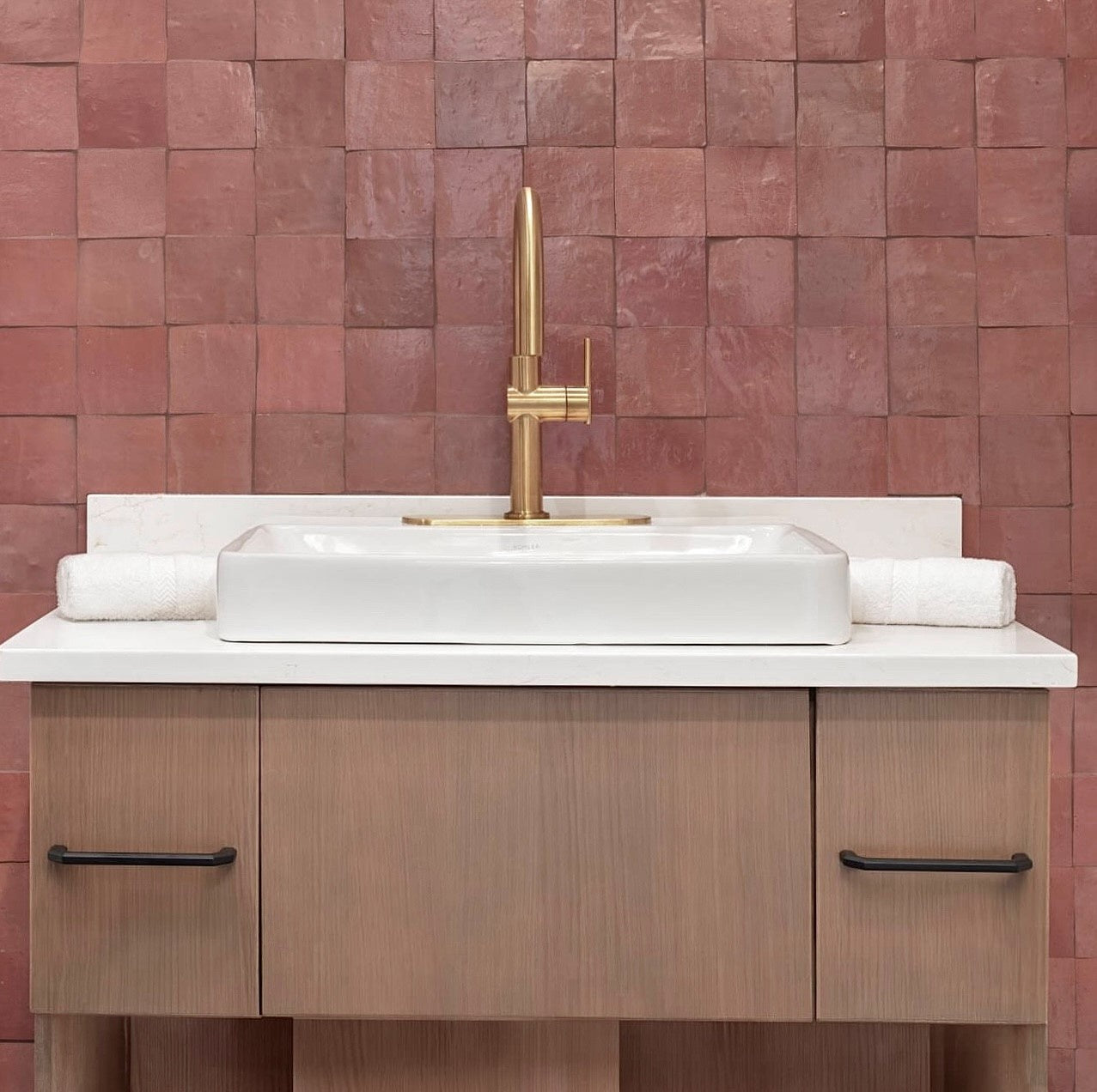 De Tegel BV Zellige Alhambra nr 12 Vieux Rose 10x10 cm, afname per doos van 1 m²