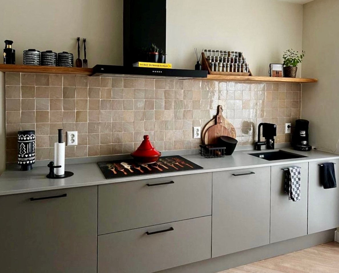 De Tegel BV Zellige Alhambra nr 08 Cafe au Lait 10x10 cm, afname per doos van 1 m²