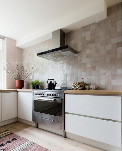 De Tegel BV Zellige Alhambra nr 22 Sable 10x10 cm, afname per doos van 1 m²