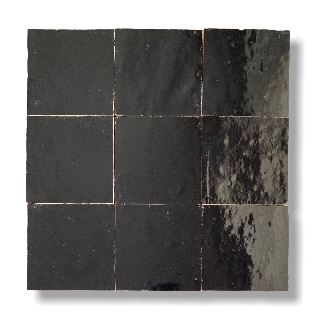 De Tegel BV Zellige Alhambra nr 31 Noir 10x10 cm, afname per doos van 1 m²