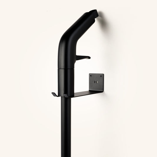 Zo. vloer spraywisser wandhouder 

Duurzame, stoere zwarte metalen houder voor de ZO vloer schoon spraywisser.  Hiermee kunt u uw spraywisser op een handige plek ophangen en is je spraywisser altijd klaar voor gebruik.